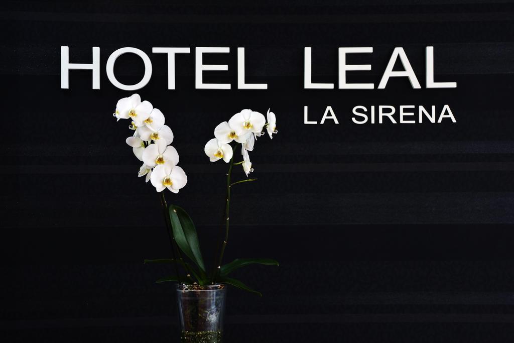 Hotel Leal - La Sirena Vilanova de Arousa Exterior foto